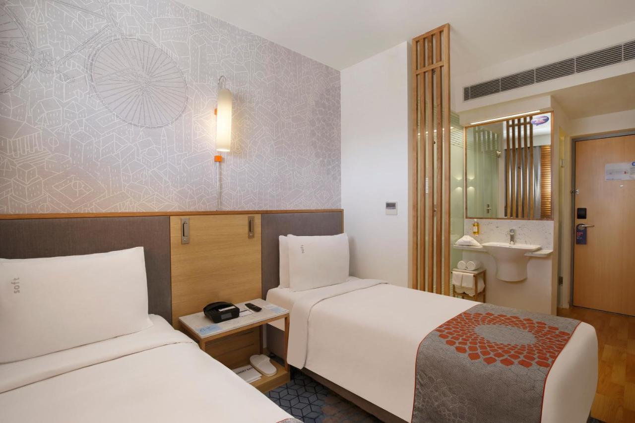 Holiday Inn Express Hyderabad Hitec City By Ihg מראה חיצוני תמונה