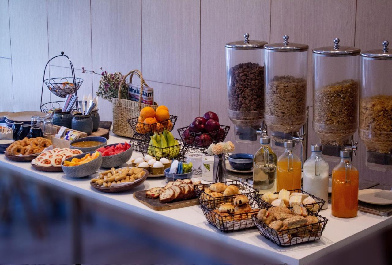 Holiday Inn Express Hyderabad Hitec City By Ihg מראה חיצוני תמונה